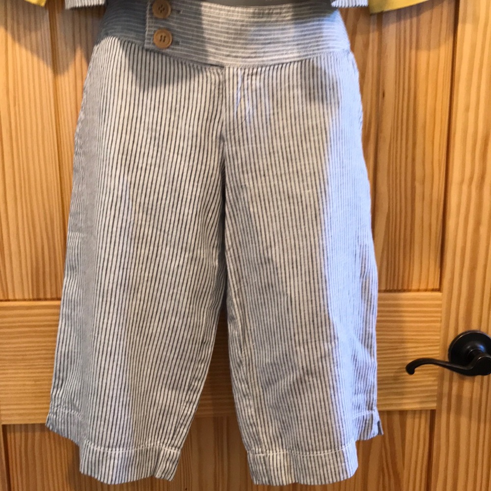 Sugarlips Capris & Jacket Set - Picture 3 of 8